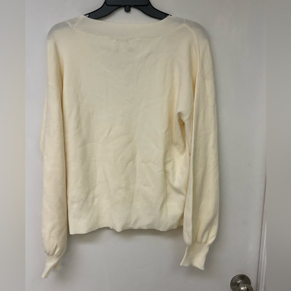 The Drop V-Neck Cream Sweater Size S - Picture 7 of 7
